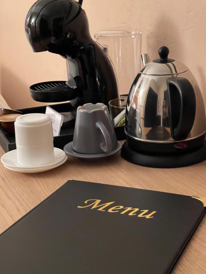 Coco Marco Hotel Ньон Екстериор снимка